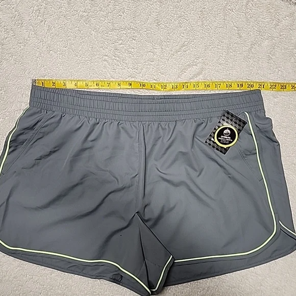 NWT Athletic Works Women's Pull-On Core Piped Run Shorts Size XXXL 22 Green - Picture 8 of 12